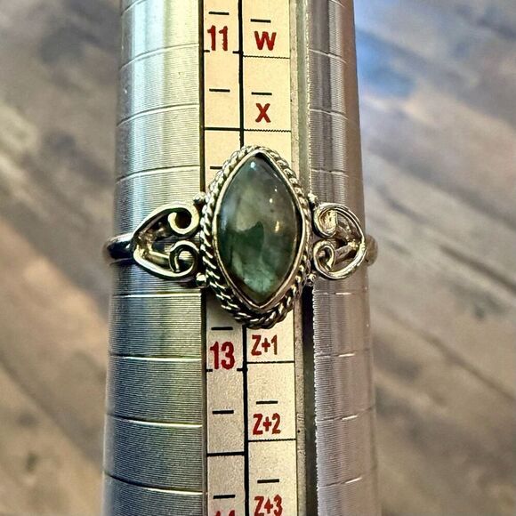Natural Labradorite Sterling Silver Ring Dainty Marquise Cut Heart Framed New 12 - Picture 1 of 5